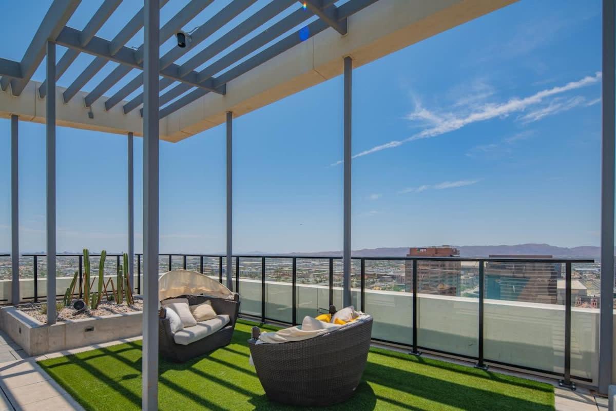 Detailed 2Bd, Highrise Dt, Pool, Gym, Parking, Sleeps 8 Apartman Phoenix Kültér fotó
