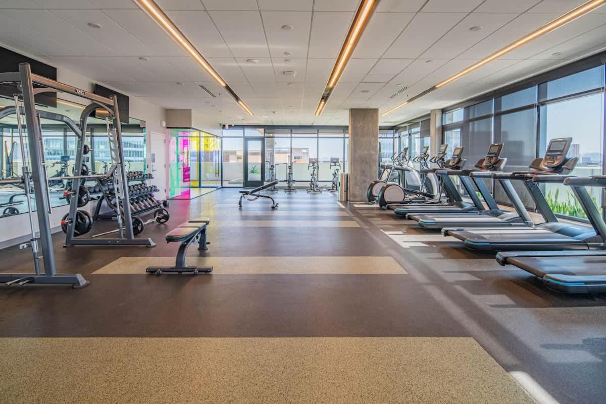 Detailed 2Bd, Highrise Dt, Pool, Gym, Parking, Sleeps 8 Apartman Phoenix Kültér fotó