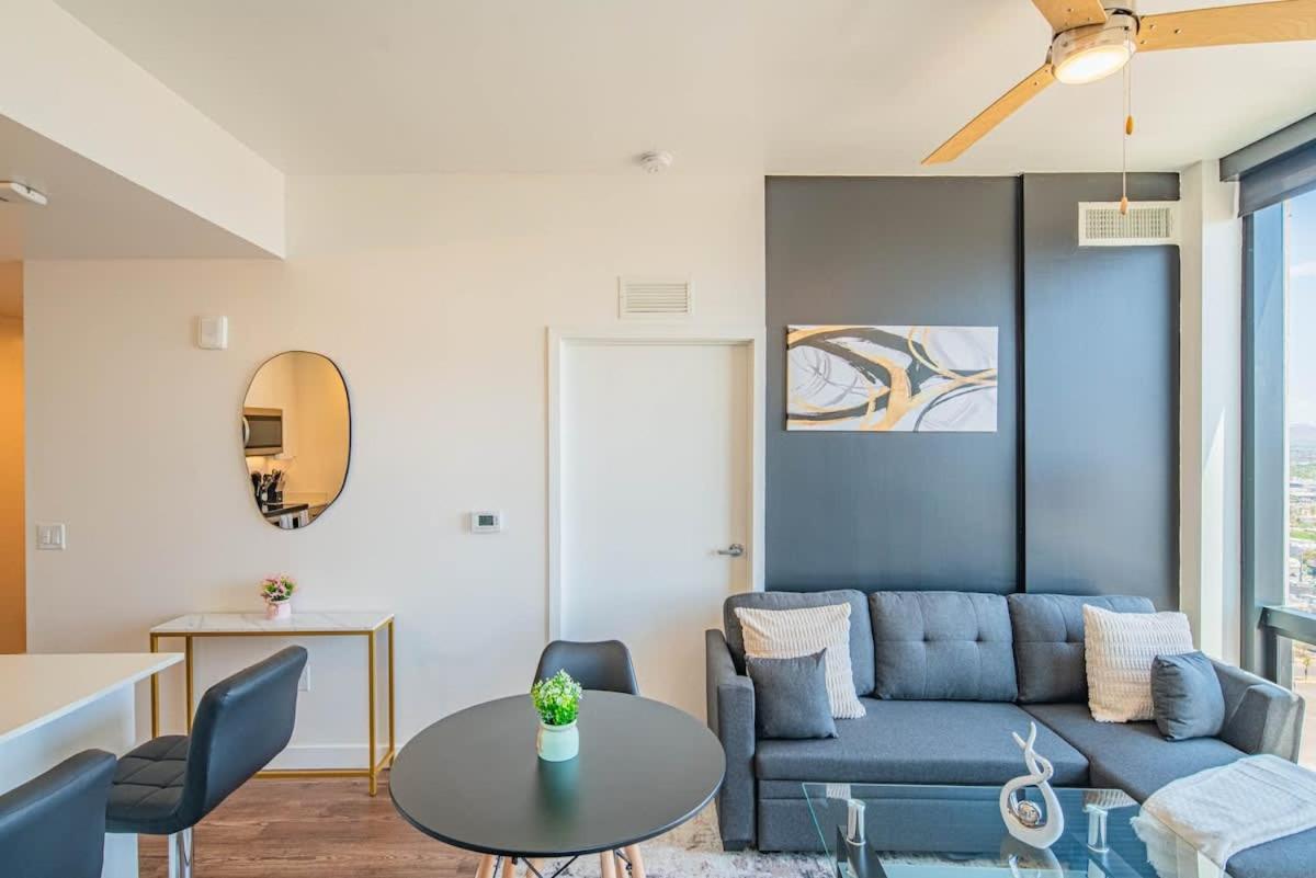 Detailed 2Bd, Highrise Dt, Pool, Gym, Parking, Sleeps 8 Apartman Phoenix Kültér fotó