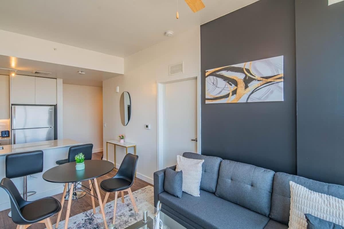 Detailed 2Bd, Highrise Dt, Pool, Gym, Parking, Sleeps 8 Apartman Phoenix Kültér fotó