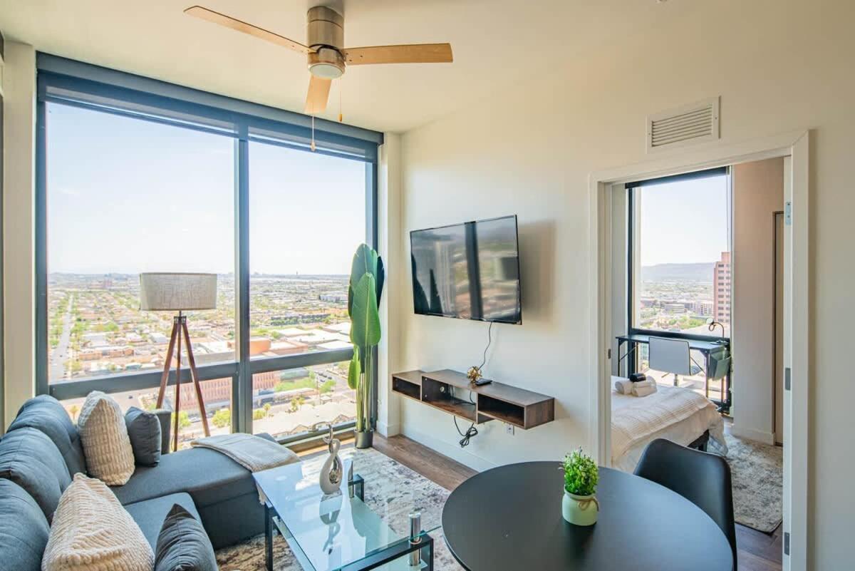 Detailed 2Bd, Highrise Dt, Pool, Gym, Parking, Sleeps 8 Apartman Phoenix Kültér fotó