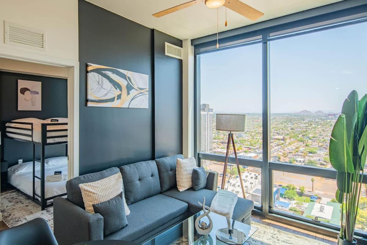 Detailed 2Bd, Highrise Dt, Pool, Gym, Parking, Sleeps 8 Apartman Phoenix Kültér fotó