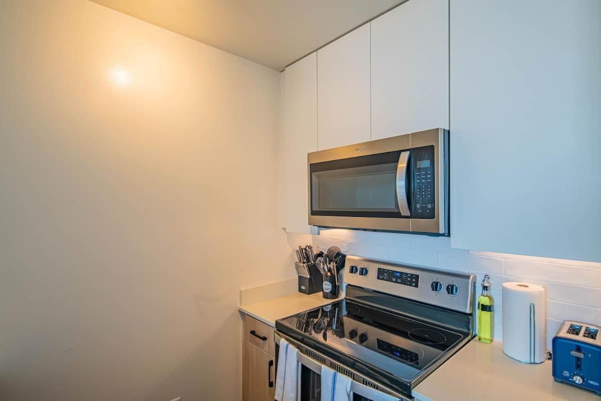 Detailed 2Bd, Highrise Dt, Pool, Gym, Parking, Sleeps 8 Apartman Phoenix Kültér fotó