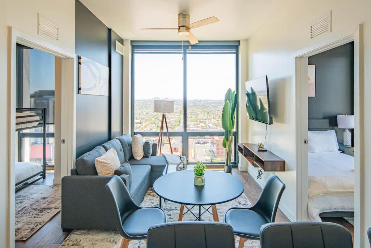 Detailed 2Bd, Highrise Dt, Pool, Gym, Parking, Sleeps 8 Apartman Phoenix Kültér fotó